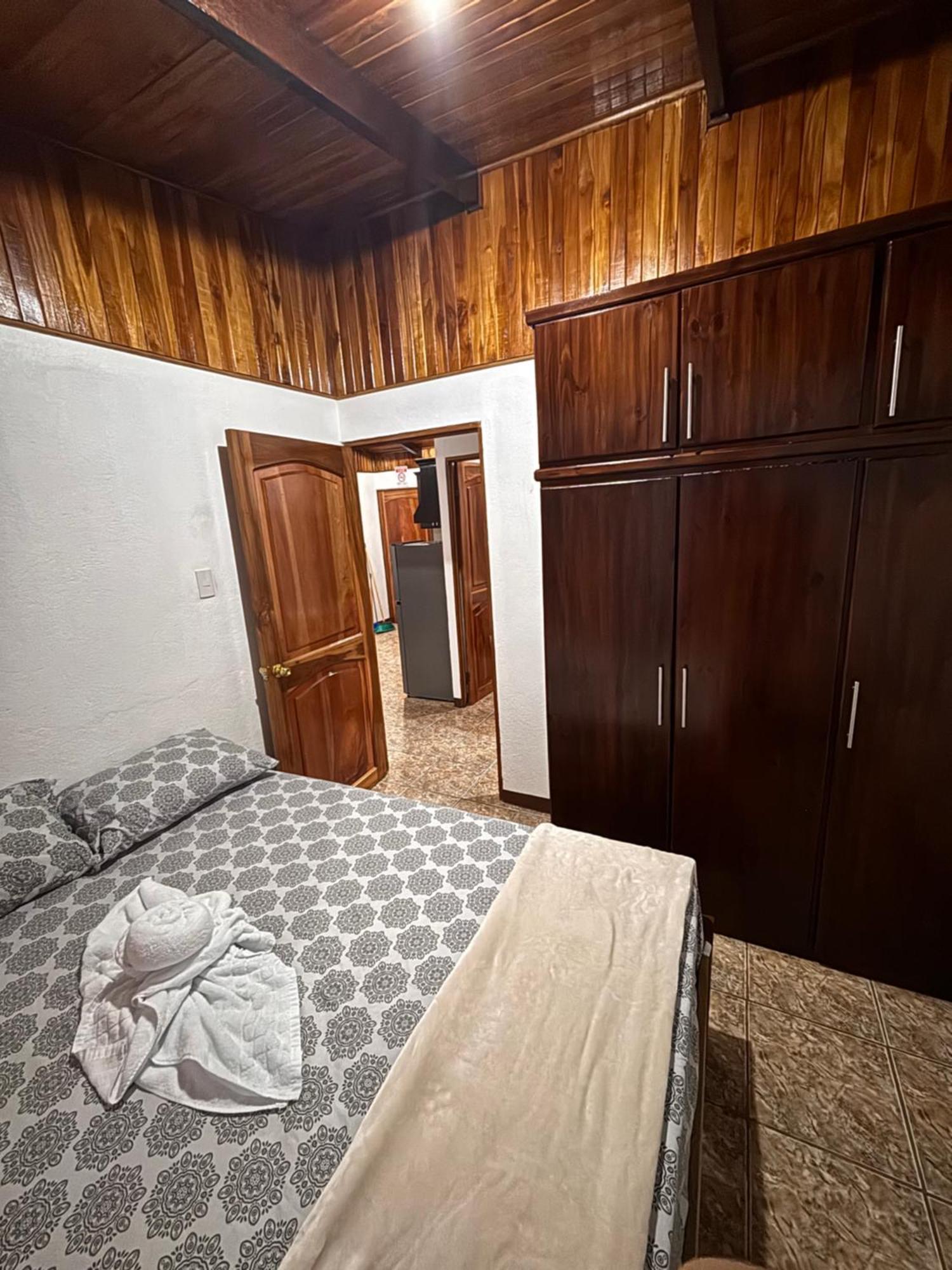 Apartamentos Maily La Fortuna Exterior photo